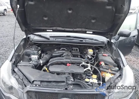 2014 Subaru Xv Crosstrek 2.0 Premium z USA, uszkodzony, nr VIN JF2GPACC0E8265310